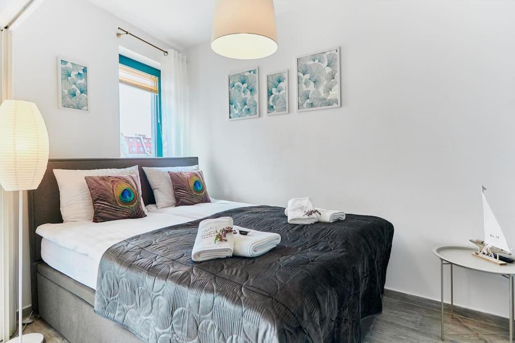 Golden Hour Apartments- Armii Krajowej 9 Swinoujscie Luaran gambar
